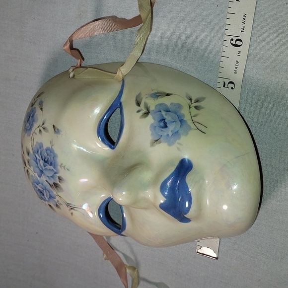 Vintage Hand Painted Carnival Face Masks Set of Two Blue and Pink Flowers - Picture 11 of 12